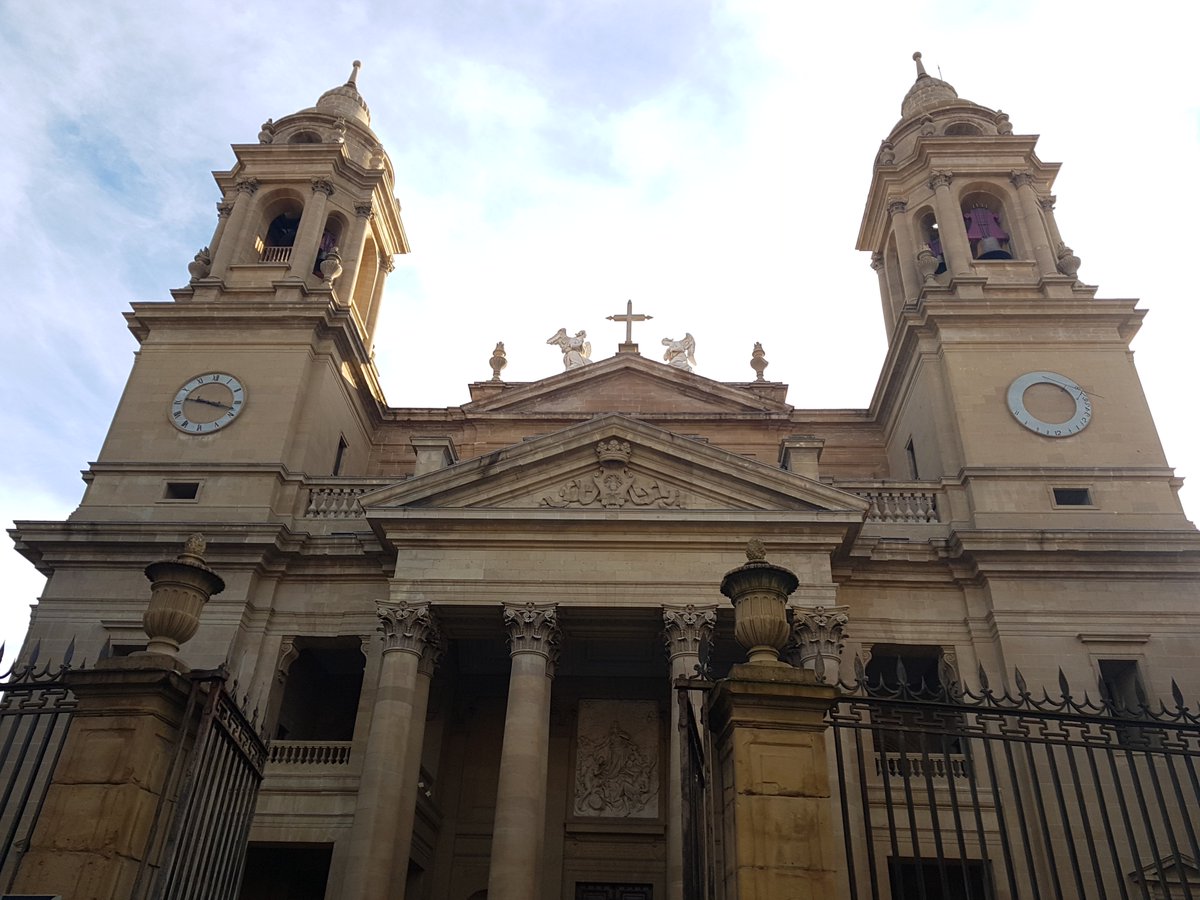 VisitPamplona's tweet photo. La Catedral de Santa María la Real de #Pamplona esconde muchos tesoros. ¡Acércate a descubrirlos!

Iruñeako Andre Maria Erreginaren Katedrala altxor asko ezkutatzen ditu. Hurbil zaitez ezagutzera!

@catedralpamplon https://t.co/JSLeKJiGPK