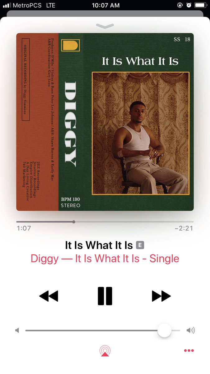 TiyahTirvana's tweet photo. My fave is back, oh how much I’ve missed his music. Modeling and being in Grownish was cool, but I’ve missed THIS! #JetsettersUP 😭🙌🏾 https://t.co/9mnLAkoKE0