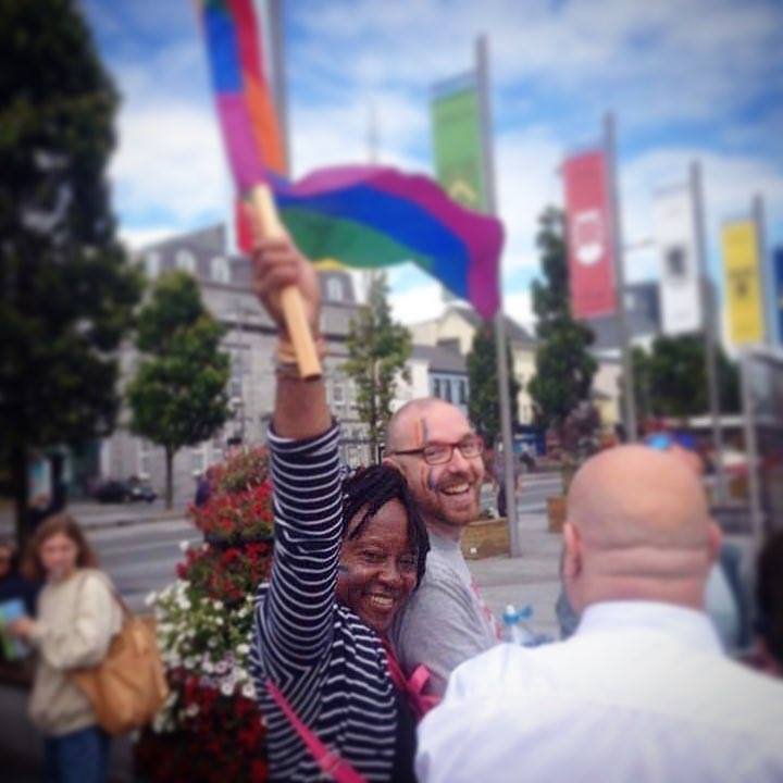 niallotuathail's tweet photo. Sylvie was one of those rare people that brought you completely into the moment when you saw her. She had an infectious smile &amp; made everyone around her feel good. She was an incredible activist. It's terrible to hear about her passing in a Galway Direct Provision centre. https://t.co/LfPoRvEajp