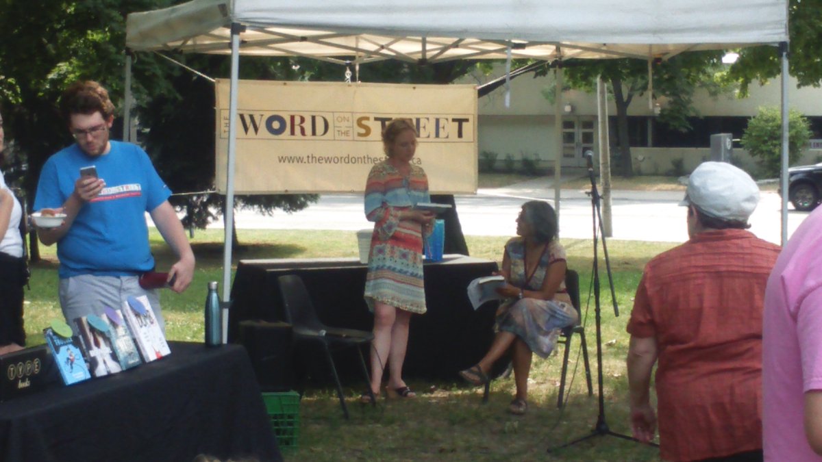 SylvChiang's tweet photo. Thanks @torontoWOTS for inviting me to read at the Pop-Up event yesterday. What a lovely event, literature in the park! #amreading @wcdr1 #CROSSUPS https://t.co/95VBQjE9ZW