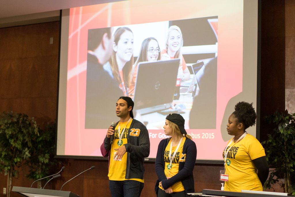 jpmorgan's tweet image. Congrats @LJFamFoundation, @KingJames and @IPROMISESchool! From the start at #CodeForGood in Columbus, to $JPM technologists building a platform for your students, we're excited to support you every step of the way.