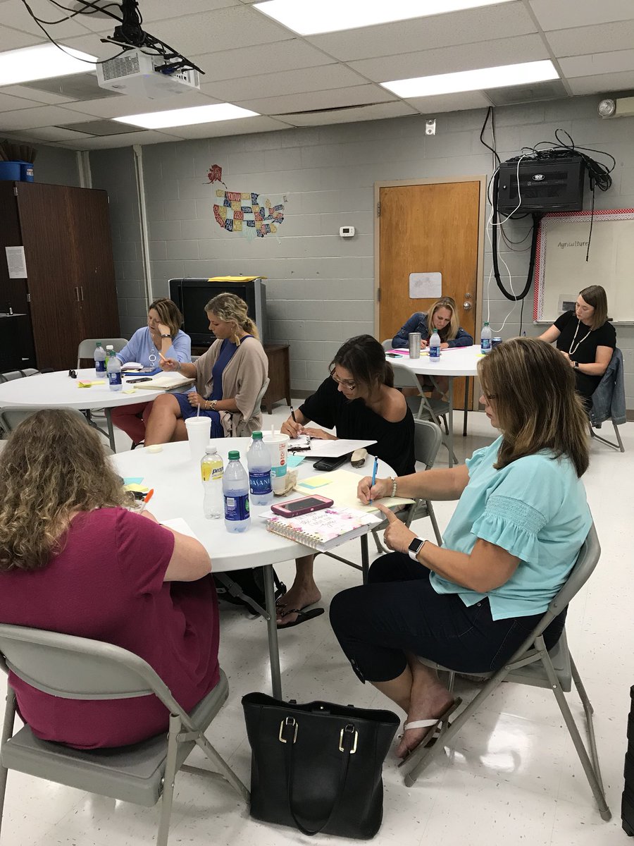 amgwatson's tweet photo. @RBESRoadrunners 
New teachers learning #competencybased learning at RBE. https://t.co/Sld2ilw7gd