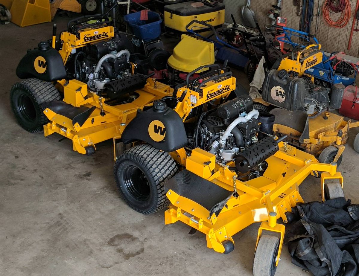 GGMcHenry's tweet photo. @WrightMowers And this pic is missing another 36 I & a 48 Stander X... so all of the above!
#wrightmowers #standeri #standerx #standerzk #landscaping #groundsguys #groundsguysmchenry https://t.co/SDnqdoP2oy