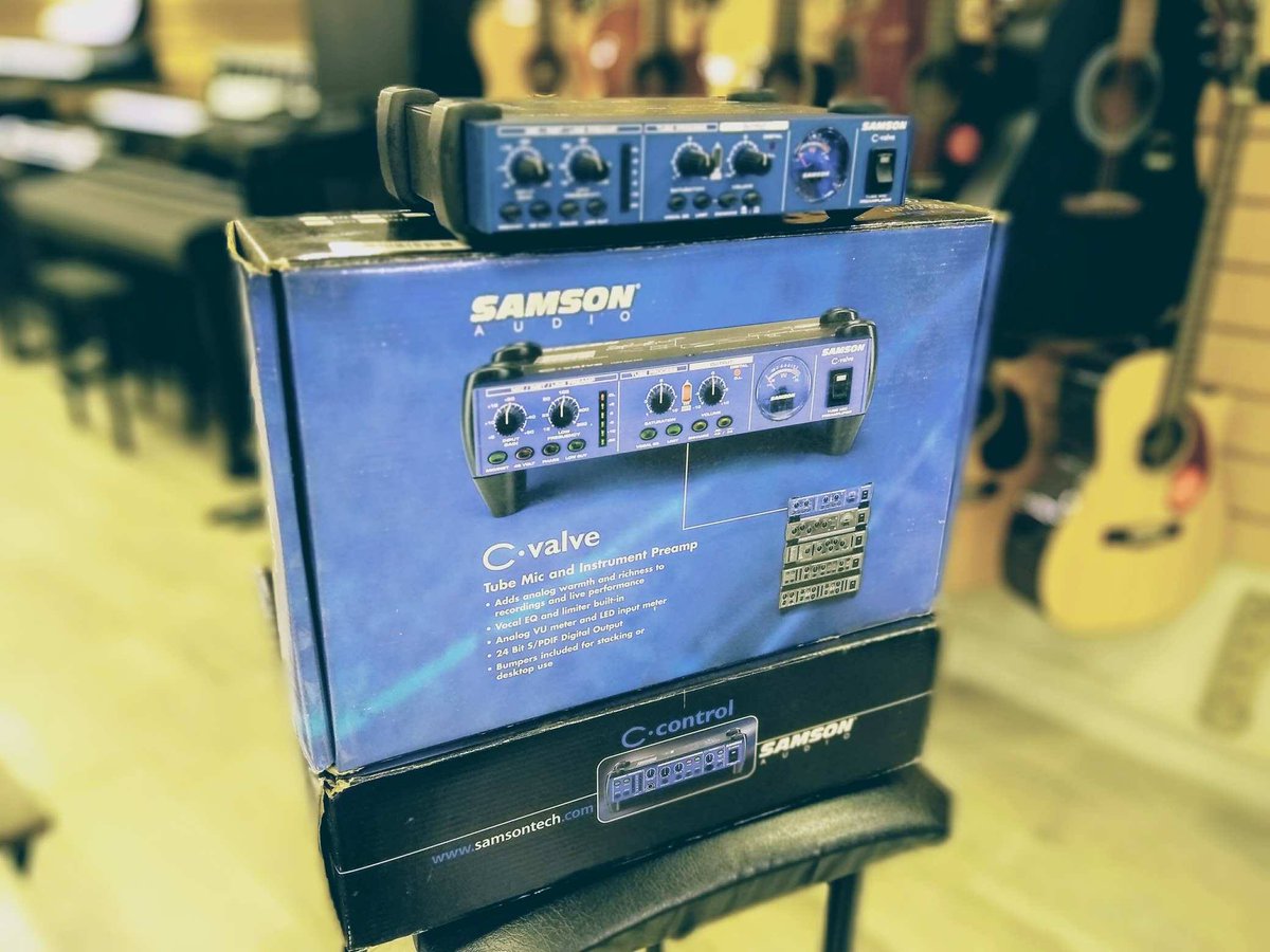 masmusica218's tweet image. ♪ Samson C-Valve ♪ Preamplificador Valvular ♪
♪ Dale color valvular a tus grabaciones
♪ Comprá Online o vení a Talcahuano 218 
♪
♪
#samsontech #samson #recording #homestudio #grabacion #rec #valvular #tube #vintage #viral #talcahuano #musica #music #masmusica