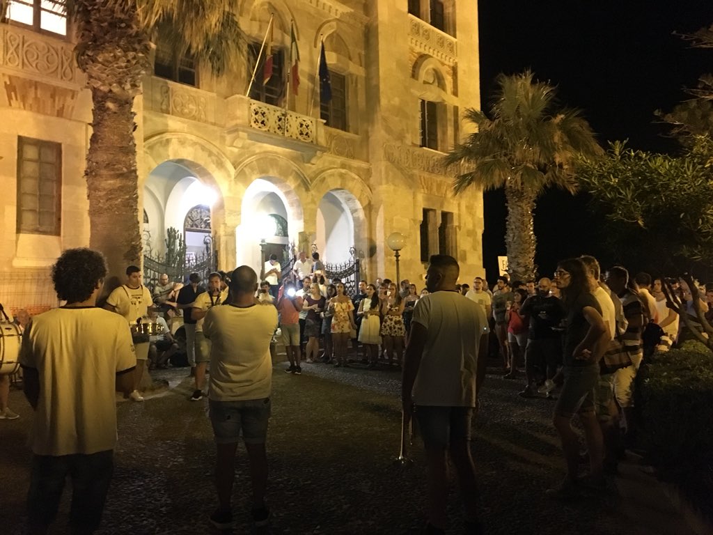 ja_schnabel's tweet photo. Well it’s not over until the band plays! Leaving reception for @MI_SummerSchool at Favignana... https://t.co/v0eMye03gR