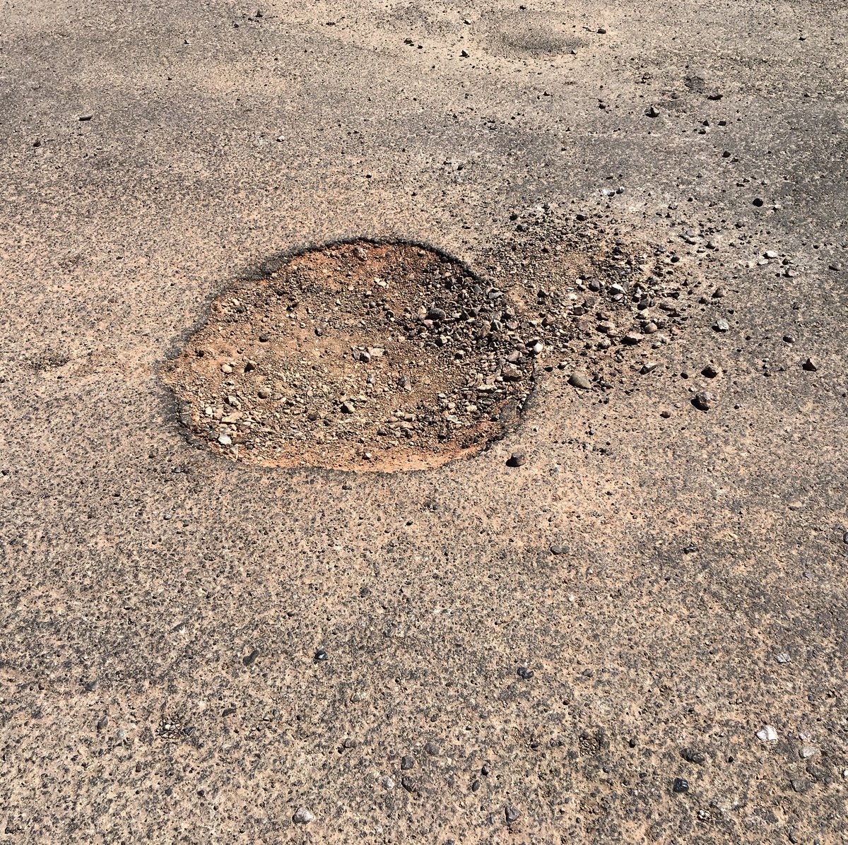 RobertYUribe's tweet photo. 9th St. #StreetProject #DouglasAZ #IbelieveinDouglasAZ Shout out to our work crew and county! Progress! https://t.co/e0AmaWd1Km