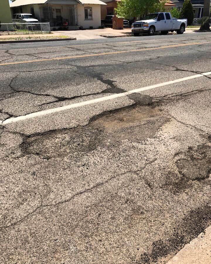 RobertYUribe's tweet photo. 9th St. #StreetProject #DouglasAZ #IbelieveinDouglasAZ Shout out to our work crew and county! Progress! https://t.co/e0AmaWd1Km