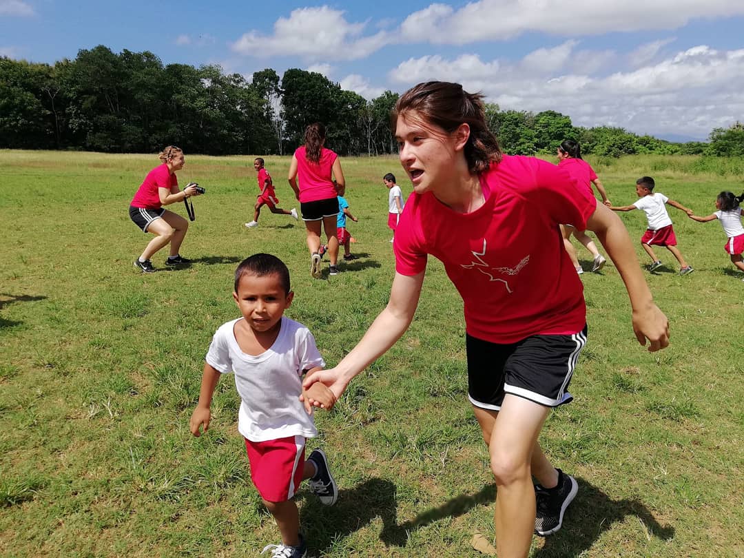 crupanama's tweet photo. Con @aiasoccer pudimos llevar clínicas de fútbol y compartir con niños y adolescentes #aiatours #aiasoccer https://t.co/bPw7LfTIyB