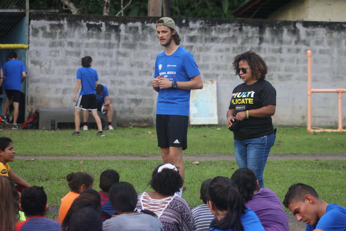 crupanama's tweet photo. Con @aiasoccer pudimos llevar clínicas de fútbol y compartir con niños y adolescentes #aiatours #aiasoccer https://t.co/bPw7LfTIyB