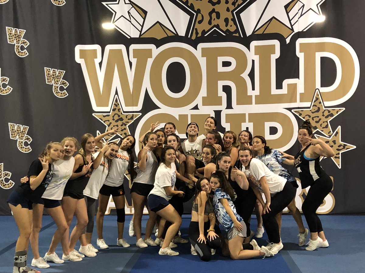 Middletown Cheer tweet media