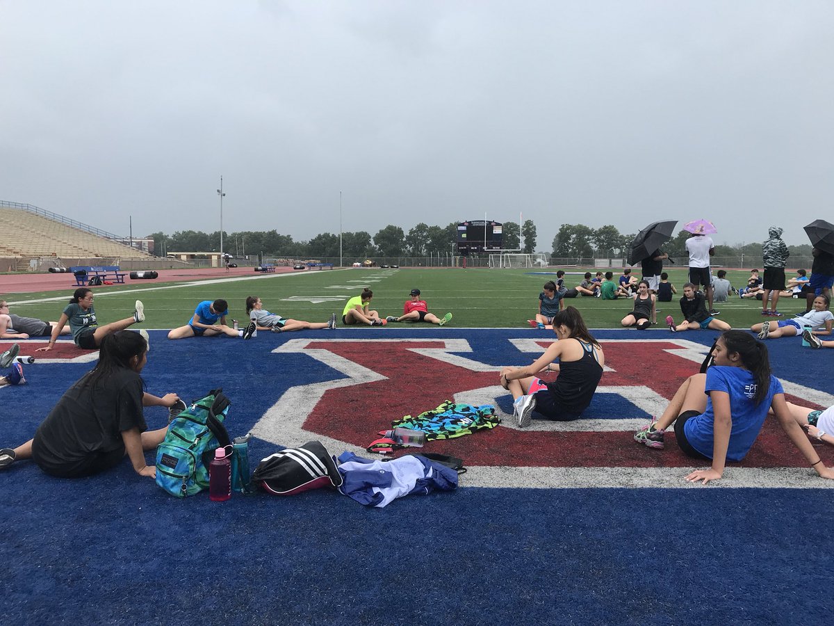 southlakesxc's tweet photo. Live update from XC camp @shippensburgU  !! Our day 2 running activities are almost wrapped up as the boys’ and girls’ team are getting prepped for their afternoon run!! #slrising #grindtime https://t.co/A1fLrC1qGW