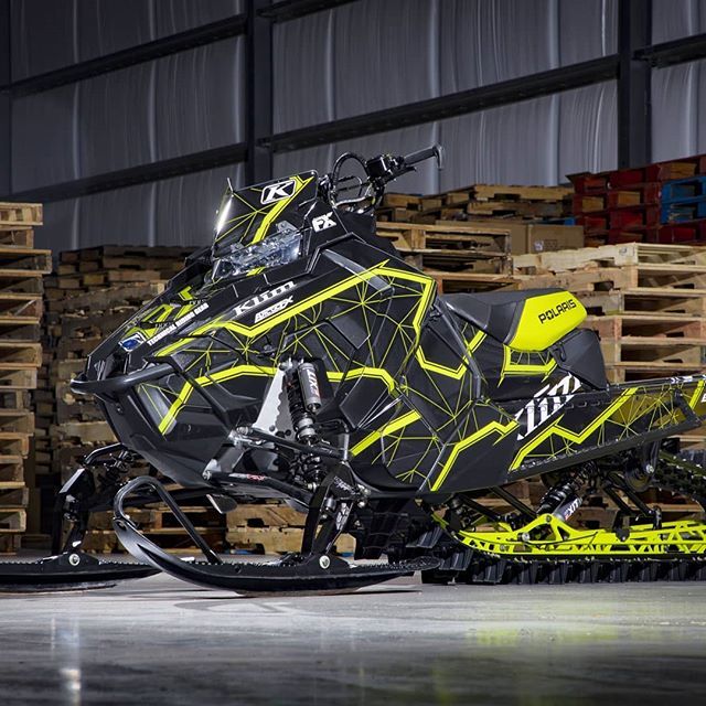 KlimUSA's tweet photo. The F5 Demolish Wrap is now available at @arcticfxgraphics 🔥🔥 #KLIMLife #arcticfxgraphics #klim #f5 #demolish #sledwrap #stocksucks https://t.co/Hes06SFND2 https://t.co/DNOmQw58TN