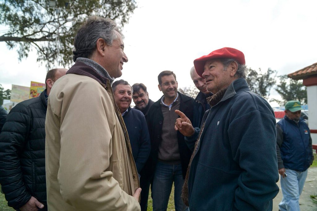 lmetchevehere's tweet photo. En #ExpoRuralVillaguay acompañando a los productores y a las economías regionales, motor del desarrollo de nuestro país. https://t.co/HD2bCcemNA