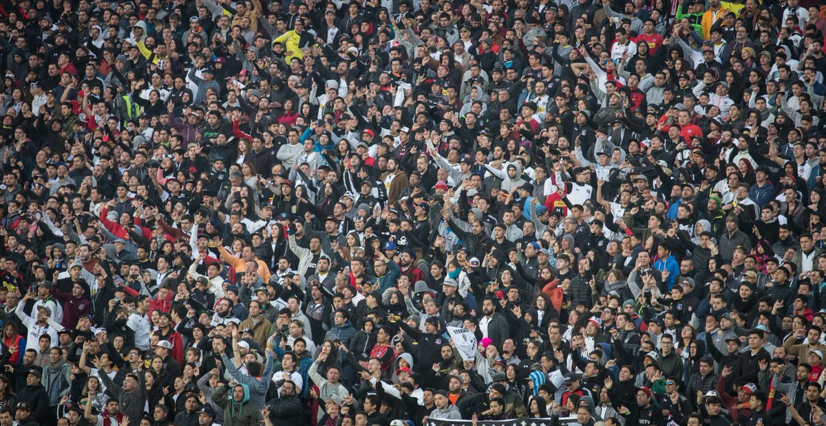 CSDColoColo's tweet photo. Estimado @louisdegrange hemos solicitado formalmente una extensión del horario de atención en @metrodesantiago para el próximo miércoles 08/8 porque #ColoColo disputará ante @Corinthians de Brasil los octavos de final de la #CopaLibertadores de América desde las 20:45 hrs. https://t.co/LTQfiF87HA