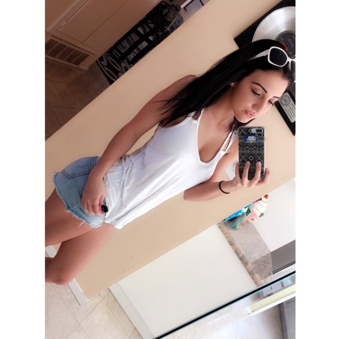 💕😋 https://t.co/tl1nJfMw8R<a href="/tag/newprofilepic"class="tags"><span>#newprofilepic</span></a>