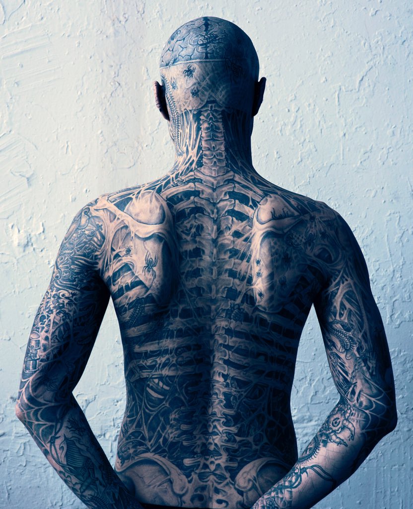 HmnsofFashionF's tweet photo. Keep the conversation going to eliminate the stigma of mental health. If you, or someone you know is suffering, always reach out. Connect to pro-bono therapists through HOFF’s support network via the #HOFFapp starting August 29th #Repost @marianovivanco : R.I.P. @ricothezombie 💔 https://t.co/aPcuZ0J2U2