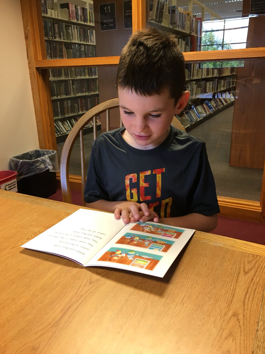 MrsRabassa's tweet photo. This #pearsonpioneer has been working hard this summer on his reading skills! @SLCSpearson #pearsonreadingchallenge #pavetheway #pearsonproud https://t.co/BhDL45tDT2