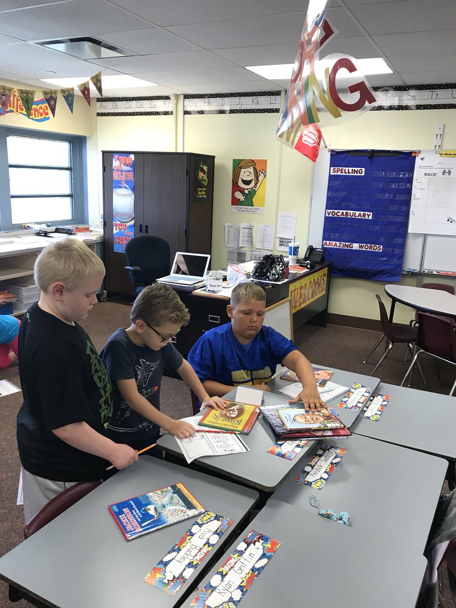 GCReads2Succeed's tweet photo. Book tasting with Mrs. Atwood!  #hooray4harris https://t.co/nG1cfCZPYE