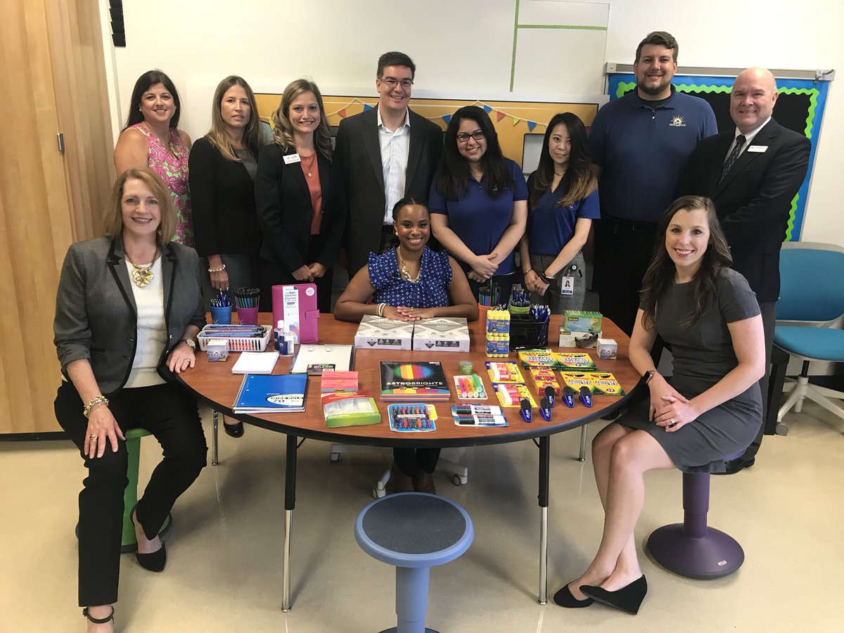 SeminoleState's tweet photo. We are honored and grateful to be able to be a part of the @mycfe  #RenovatetoEducate program. Along with @OCPSnews Public Schools, we want to help teachers dream big. #GoStateGoFar https://t.co/mgqDxejUH0