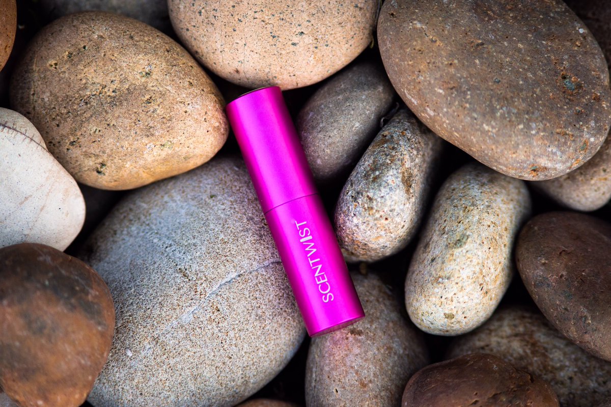 scentwist's tweet photo. Our #summersale está pasando is going on! 💸 sabe 50% OFF your first month when you subscribe today! With over 1K fragrances to choose from... Visit https://t.co/xkQWHpdbNZ #onlineshopper #subscriptionboxreviews #perfumeshop #summertime #summervacation https://t.co/RGMHnFaHNR