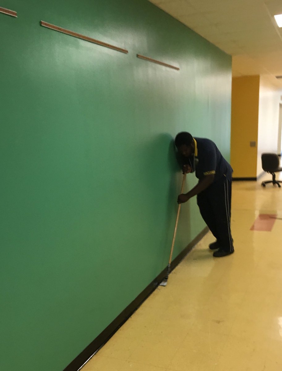 sdmpanthers's tweet photo. Happy Friday! Shout Out to our hard-working custodial staff for making sure the building is always beautiful and safe for our students and staff. ⭐️⭐️⭐️⭐️⭐️ #Thedade #excellence @MiamiSup @MDCPSSouth https://t.co/asqVcoXSa7