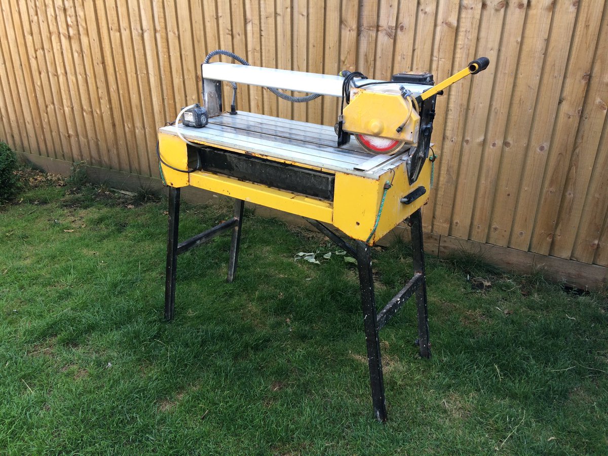 raventiling's tweet image. Got two of these wet cutters up for grabs if any tilers interested £60 each onco