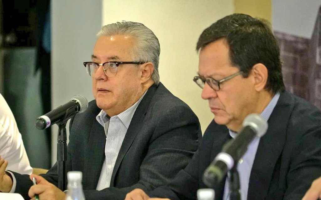 SIPINNA_MX's tweet photo. En el tercer día de la #CONASETRA2018 el Lic. Daniel Ponce del #SIPINNA habló sobre causas y efectos en la problemática del trabajo infantil, así como de los jóvenes en edad permitida para ingresar al mercado laboral. 
Imágenes e información @STPS_mx https://t.co/7OV3y4biOi