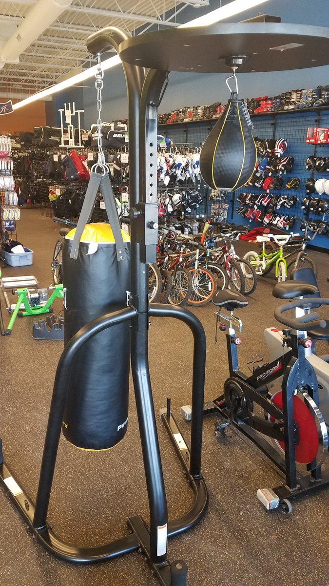 PlayClawson's tweet photo. Who wants to hit the bag??!!  Everlast Combo Bag Stand. (Heavy bag not included)  #qualityused https://t.co/X2sAo2c1uD