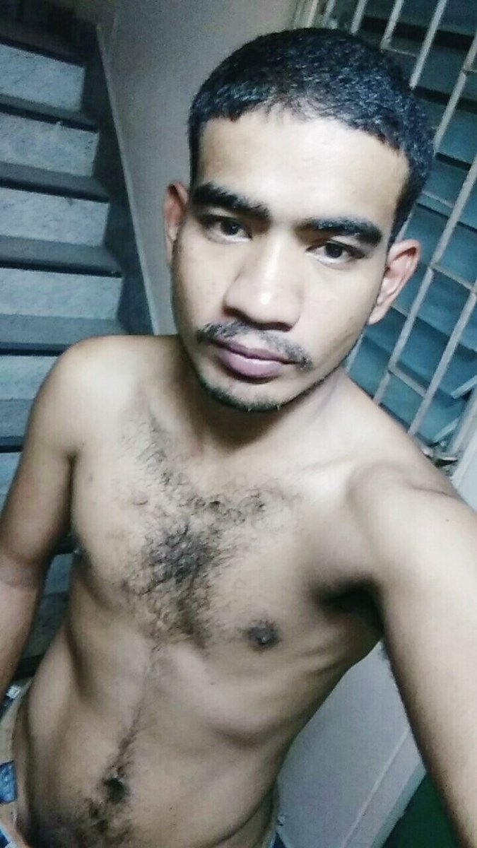 Jojoe_Suppachai's tweet photo. มีแค่ใจ. จะเอาอะไรไปสู้. เงิน https://t.co/MXlrnZqshH