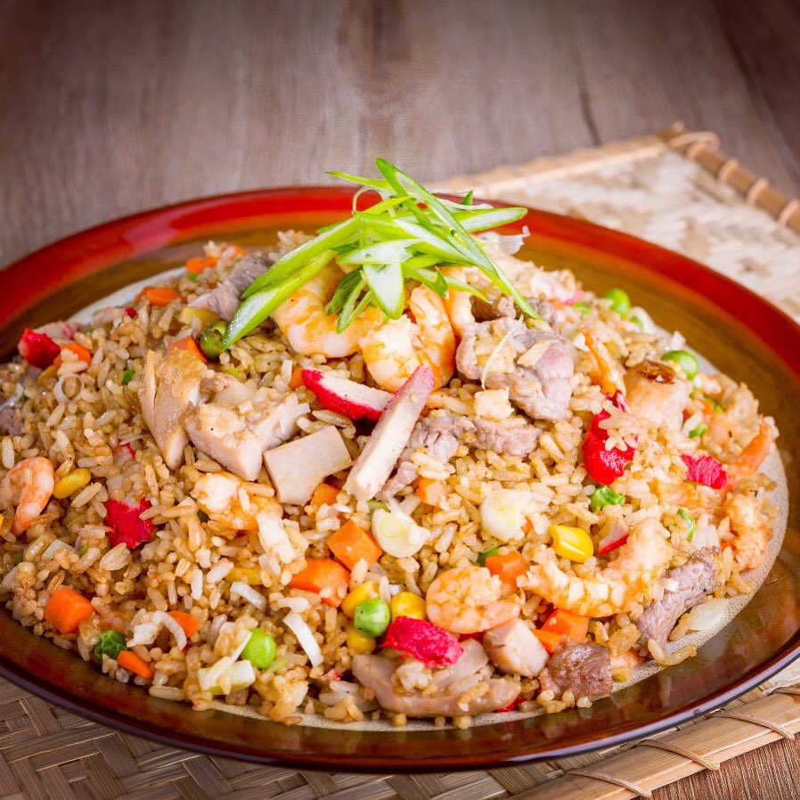 RLonghang's tweet image. El mejor arroz Chino de colombia @restaurantelonghang pídelo a #domicilio @ccbuenavista @ccbuenavistamonteria @ccportaldelprado @ccpremiumplaza