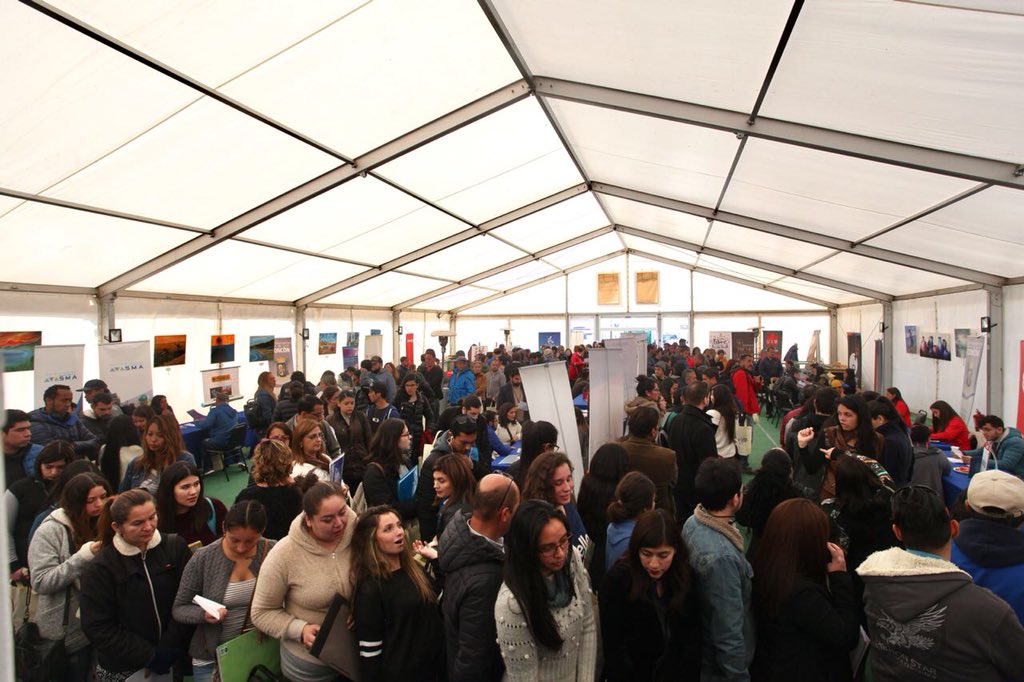 Más de 1.000 personas participan de la IV Feria Laboral de Concón que se realiza en la Avanzada Cultural (Av. Concón-Reñaca Oriente Esq. Chañarcillo) es hasta las 14 horas !! <a href="/SENCEValpo/">SENCE Valpo</a> <a href="/SenceChile/">Servicio Nacional de Capacitación y Empleo, Sence.</a> <a href="/OmilConcon/">Omil Concon</a>