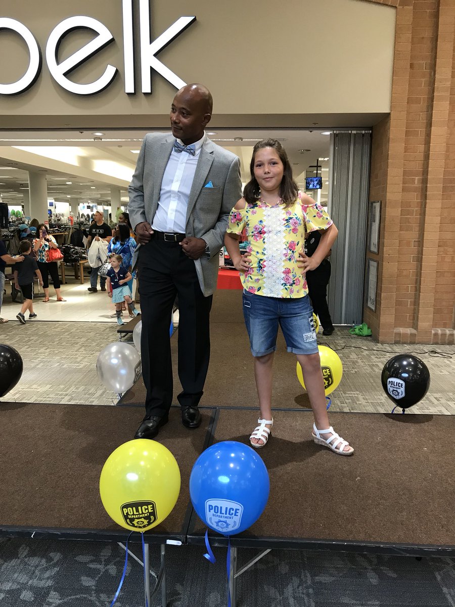 RiverCityTV2's tweet photo. @DanvillePD partners with @belk for back to school fashion show!  Twenty officers hit the catwalk with area youth!  #communityengagement @ChiefScottBooth https://t.co/ifi4rS4JWh
