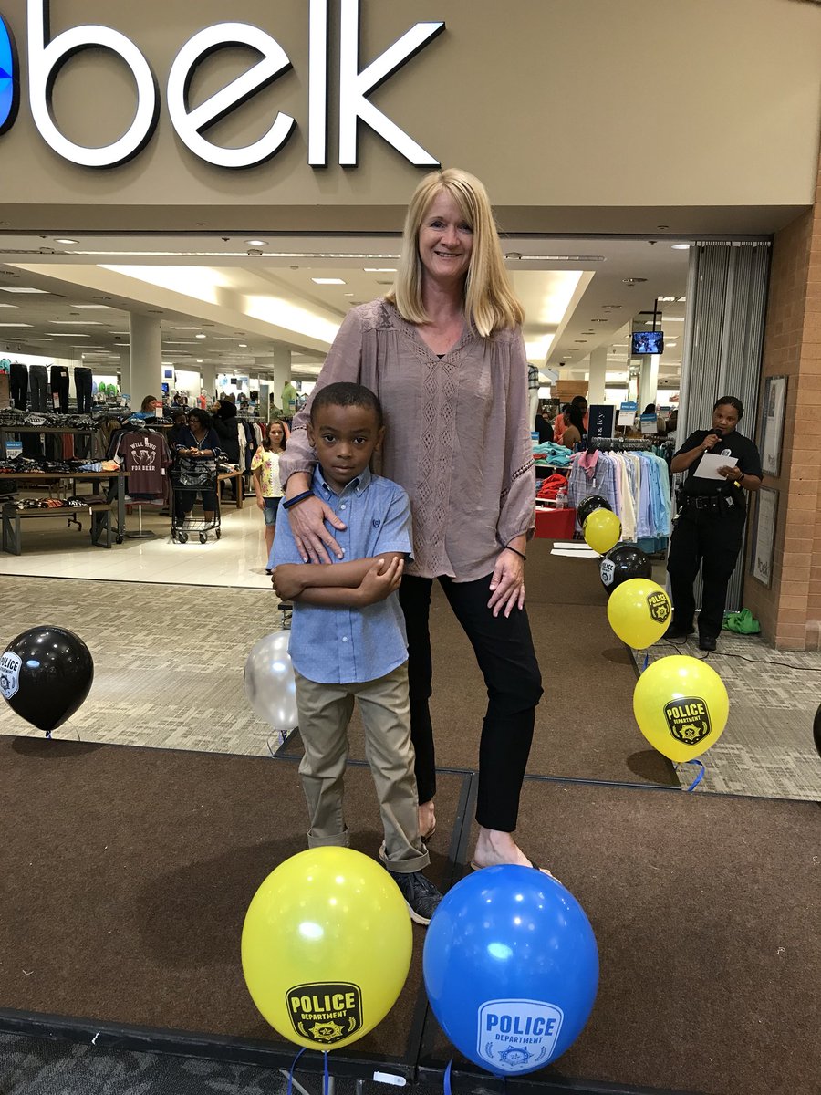 RiverCityTV2's tweet photo. @DanvillePD partners with @belk for back to school fashion show!  Twenty officers hit the catwalk with area youth!  #communityengagement @ChiefScottBooth https://t.co/ifi4rS4JWh