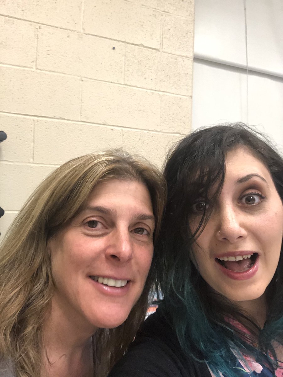 Happy last day of summer school from #TeamDever representing at Gray School! 😂👍🏼