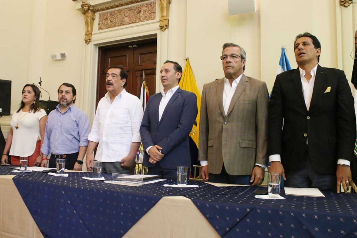 bopalv's tweet photo. Nuestras políticas de inclusión nos permiten presentar hoy la convocatoria para las expresiones de interés del concurso público, bajo la modalidad de APP, de los corredores viales: Santo Domingo - Quevedo y Quevedo - Babahoyo - Jujan #ObrasQueConectanVidas @Lenin @PaulGranda https://t.co/CrTwdlDxRc