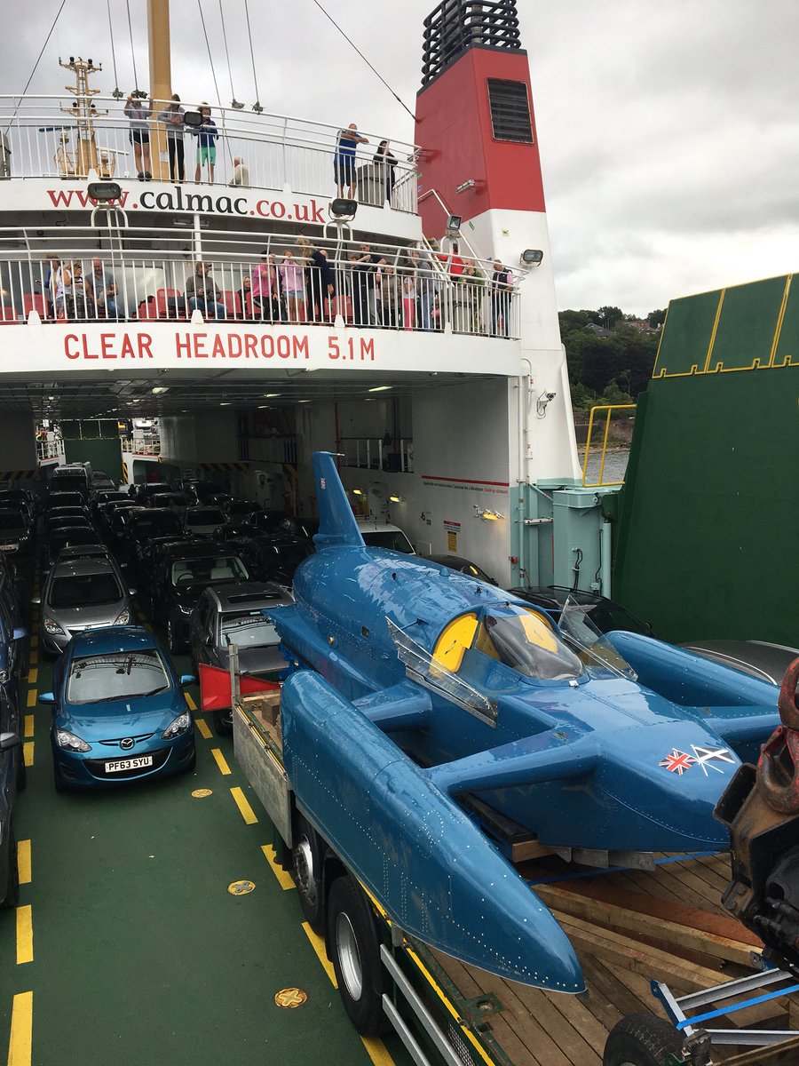 SkyFixerJim's tweet photo. Not something you see everyday on @CalMacFerries 

@bluebirdk7 @SkyNews 
#BluebirdonBute https://t.co/7Bj2rd5onO