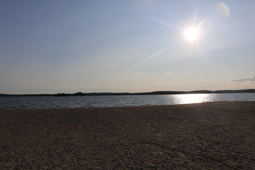 IgnaceOntario's tweet photo. Meet the Dunk Family. They enjoy soaking up the sunshine at the beach, playing volleyball and soccer. According to the Dunks, Ignace is the perfect place to have an active and vibrant lifestyle.
An array of recreational opportunities awaits you.
#ExploreOurPossibilities #Ignace https://t.co/CSZKkJ5ovy