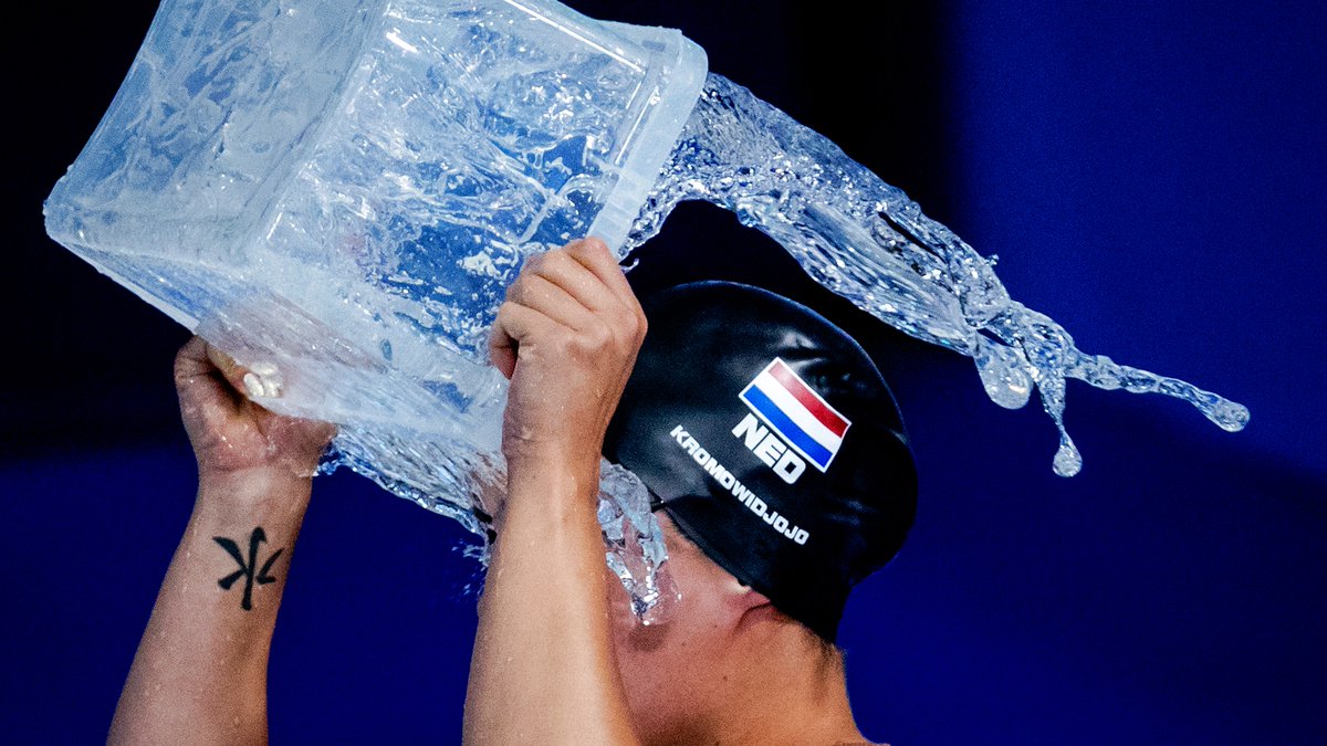 ZILVER! De Nederlandse estafettevrouwen (<a href="/BuschKim/">Kim Busch</a>, <a href="/FemkeHeemskerk/">Femke Heemskerk</a>, <a href="/kiratoussaint/">Kira Toussaint</a> en <a href="/ranomikromo/">Ranomi Kromowidjojo</a>) grijpen nét naast het EK-goud op de 4x100 meter. nos.nl/l/2244435