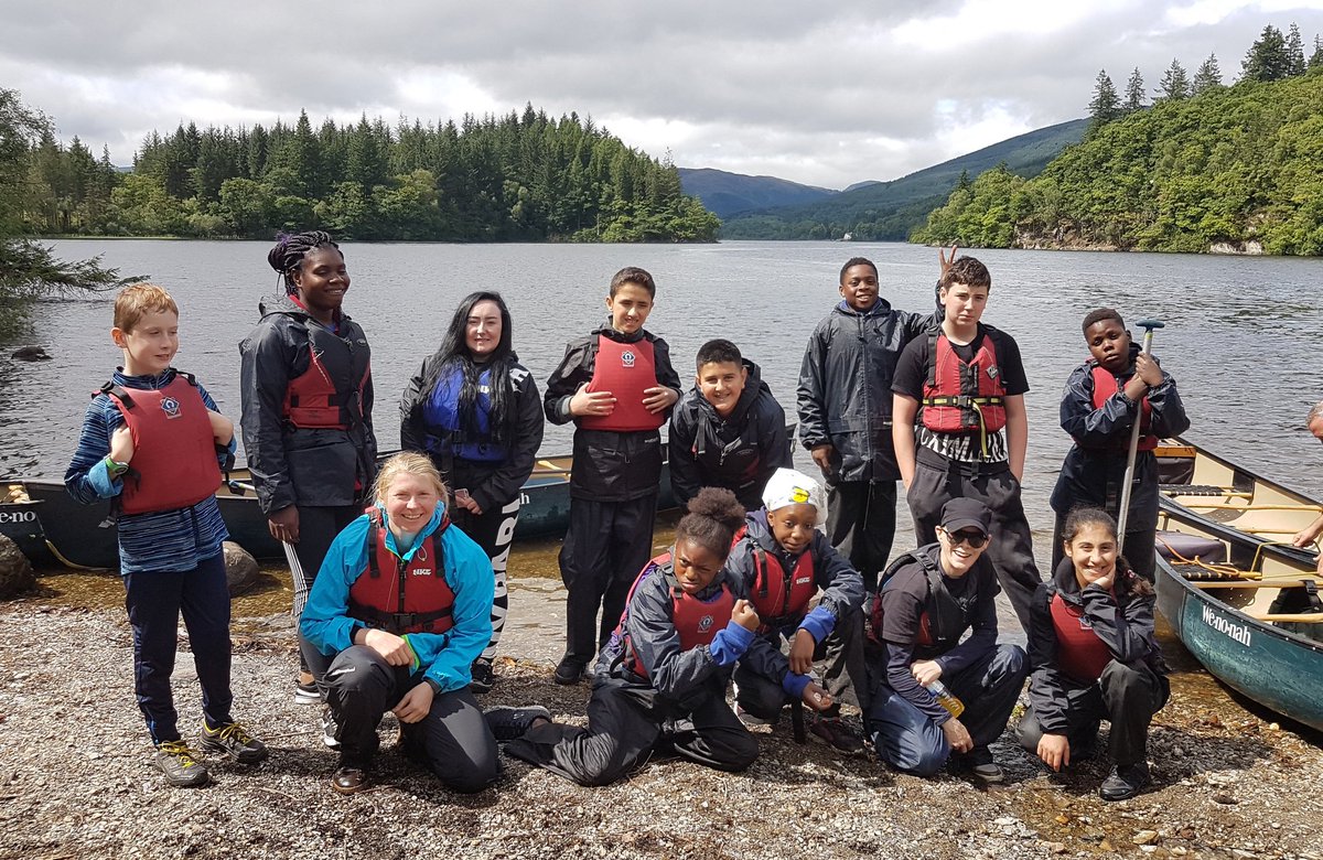 LINKESGLA's tweet photo. Great day out on the water, canoeing on Loch Ard with @metrooutdoors #linkessummer2018 @BBCCiN @VAF_Gla_Connect #HoFoP https://t.co/U9HRec2tZ4