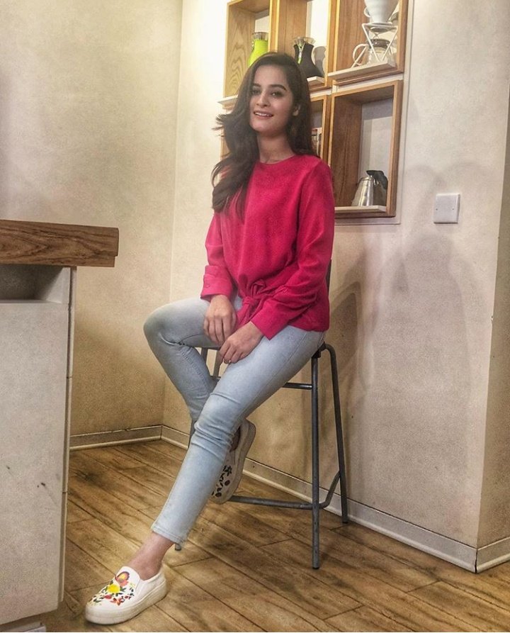 real_Aimankhan's tweet photo. Promise me no promise  🖤 https://t.co/jomT51pzo7