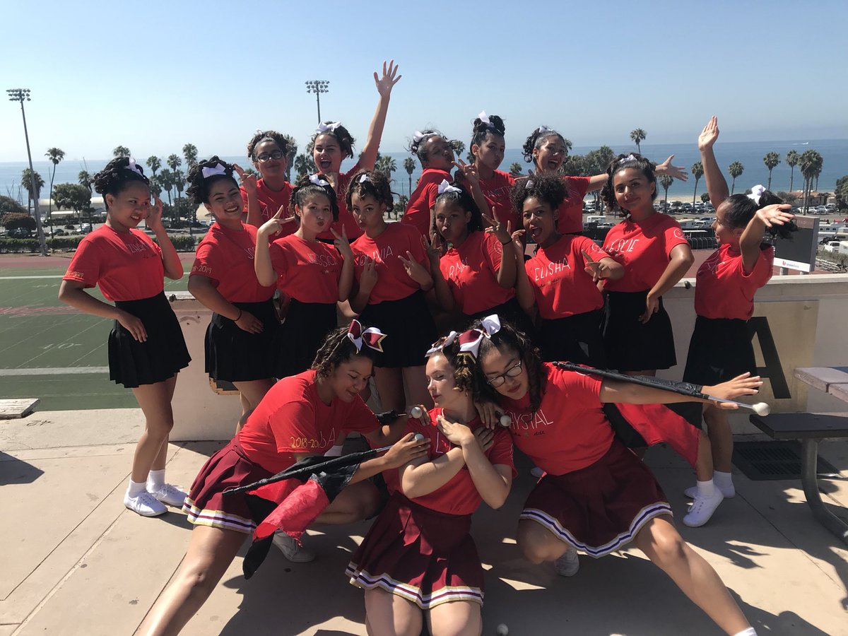 ohsddt's tweet photo. Our first parade is today! We’re so excited, thanks @yellowjckt_swarm for letting us join you! #weareohsddt #yellowjackets #drillteam #shortflags #marchingband https://t.co/AXanWYoR12