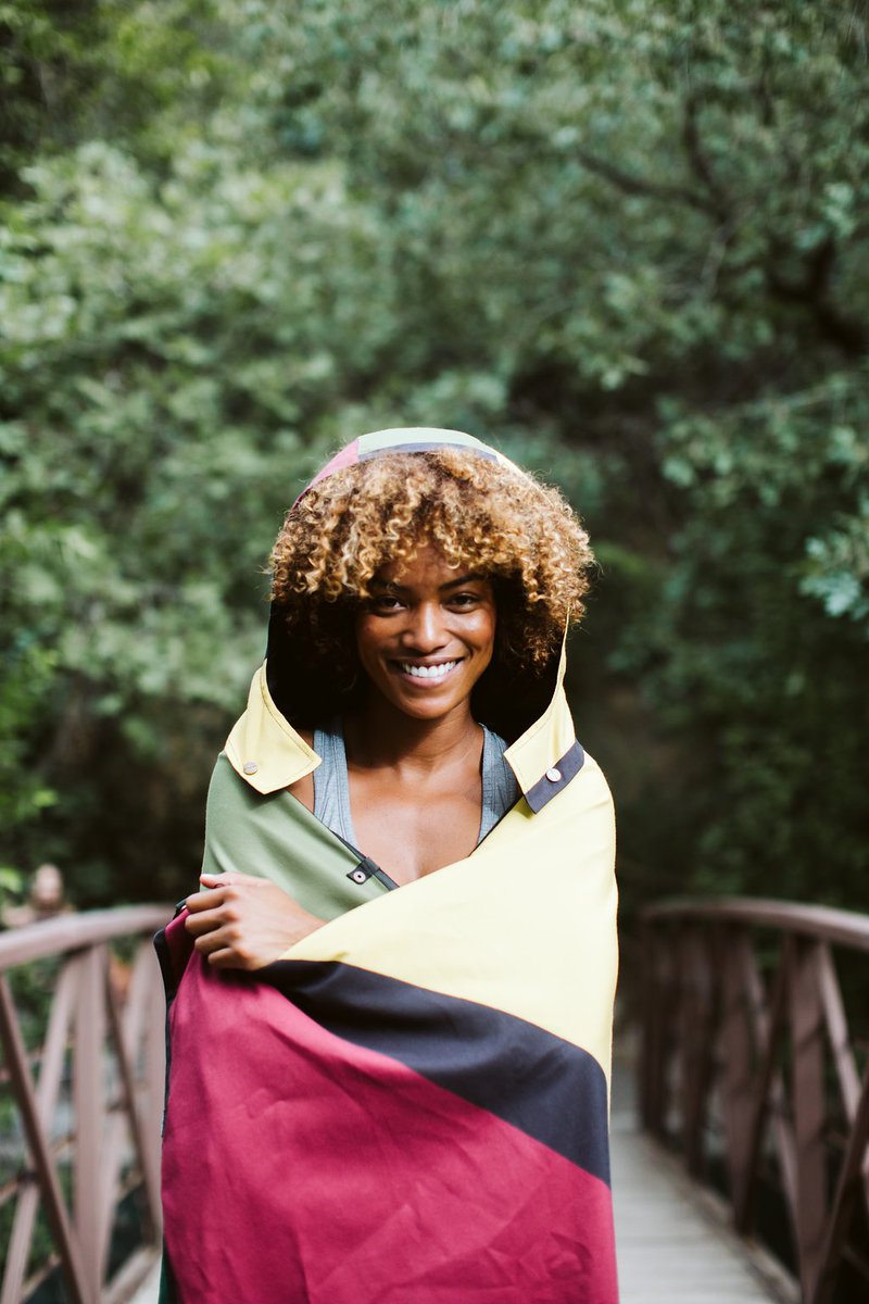 ziggymarley's tweet image. The all new #ZiggyMarley Kachula Adventure Blanket, from @COALATREE! 💥 bit.ly/marleykachula 💥

Thx to their #BlanketsToTheHomeless initiative, for each 1 sold #Coalatree donates 1 blanket to a local homeless shelter. Get urs today at the link, or at our merch booth on tour!