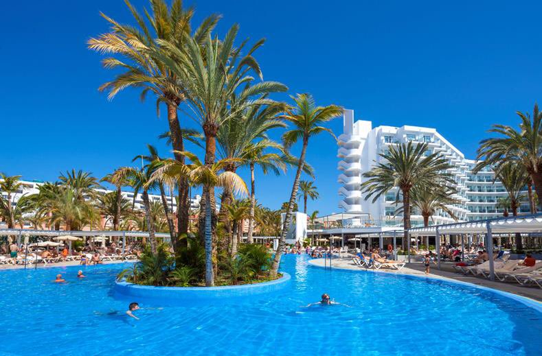 renepoale's tweet photo. 🍺🏝☀️@RiuHoteles #vakantie Gran Canaria https://t.co/tXiPooxCke