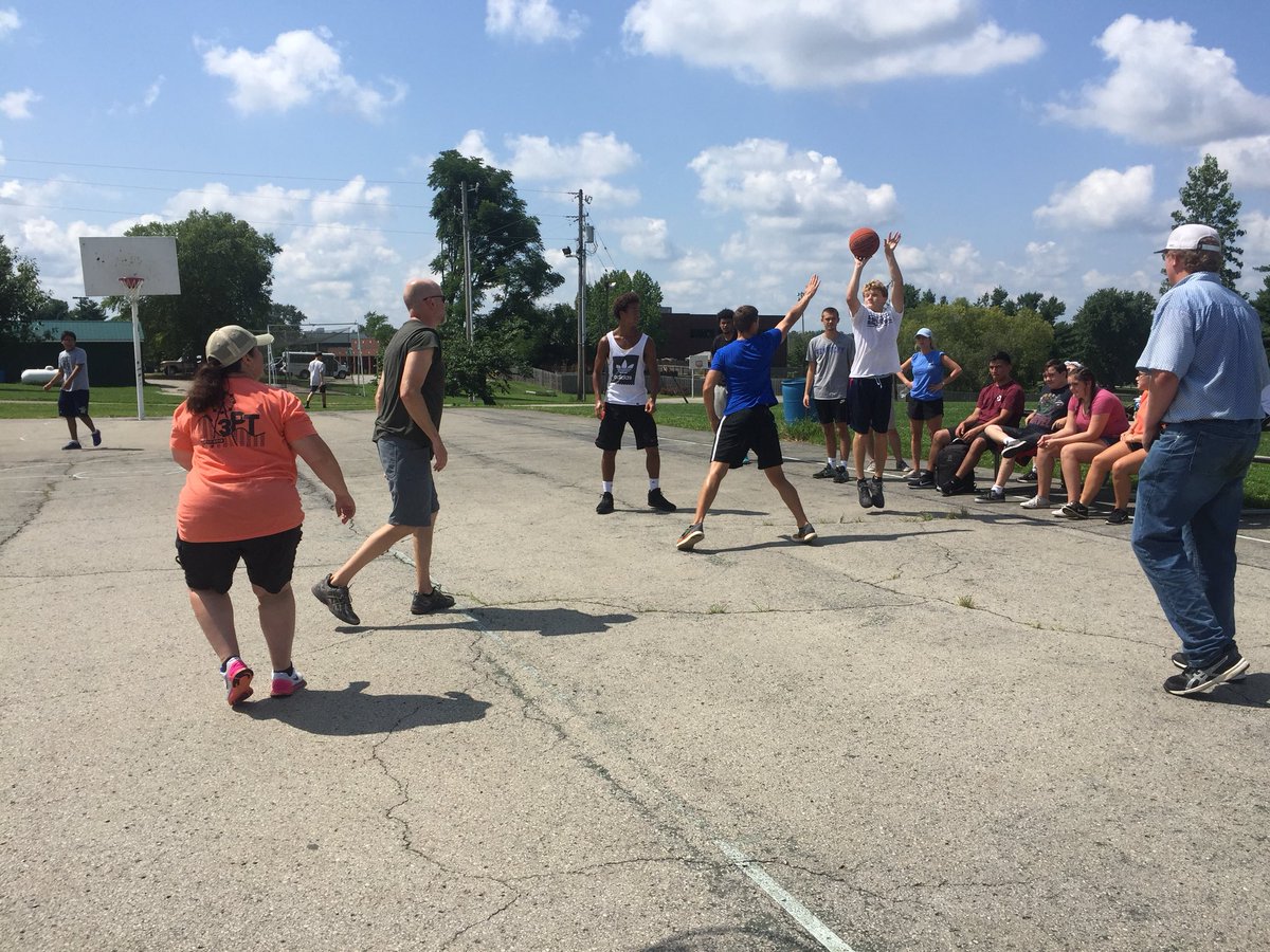 3PT community building in the park. #weare3pt #schs3pt