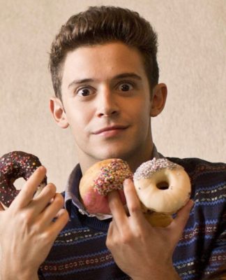 Really Bro three donuts <a href="/DrakeMaleficent/">Drake Maleficent</a>