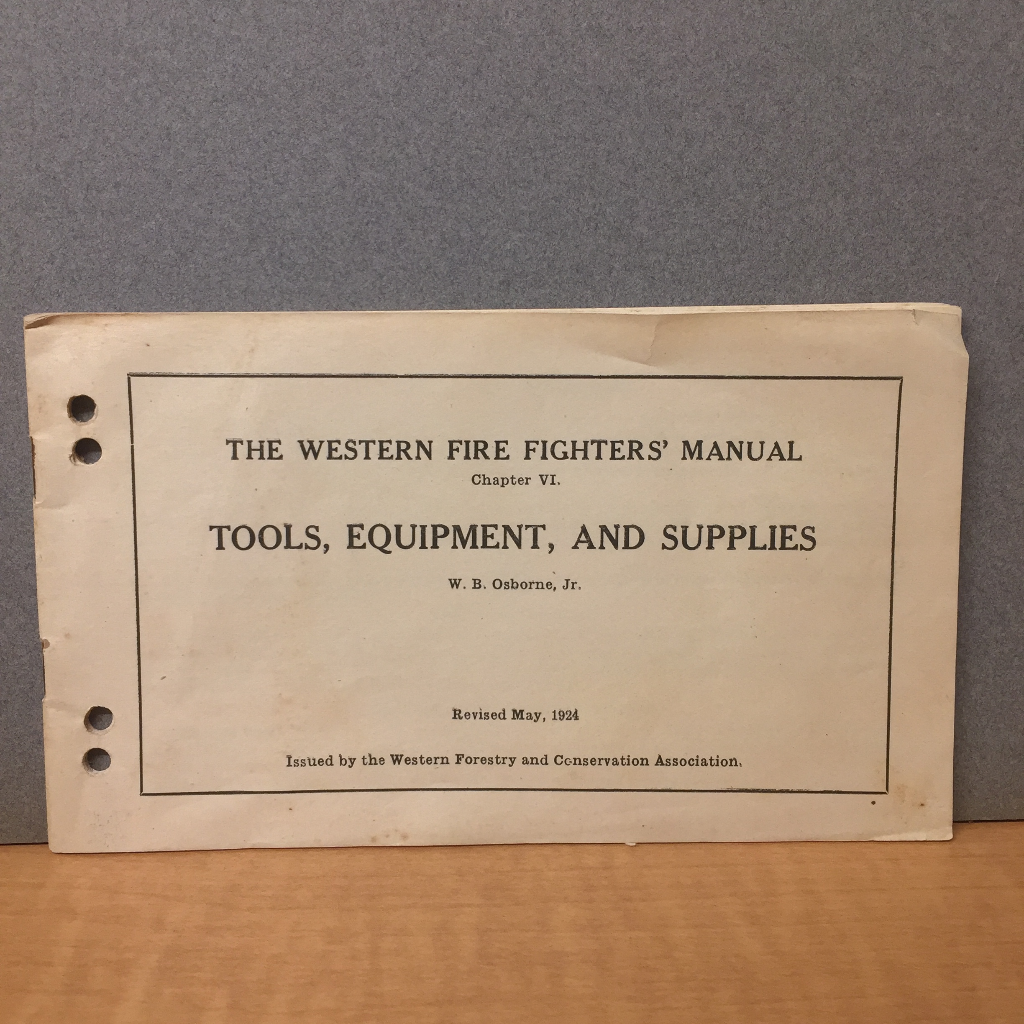 BeineckeLibrary's tweet photo. Posted in honor &amp; tribute to all laboring valiantly against fires in California &amp; worldwide ... The Western Fire Fighter's Manual: Chapter VI. Tools, equipment, and supplies. Revised May, 1924. Portland, Or.: Western Forestry and Conservation Assn. https://t.co/VXc1j7RC88 https://t.co/XnlgeZD7in