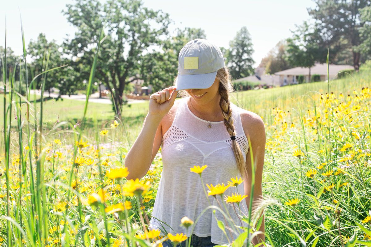LoveYourMelon's tweet photo. Our summer apparel, caps and headbands are so popular that we’re bringing you brand new colors! Shop the newest summer collection on Monday, August 6 at 10 AM CT.
#LoveYourMelon #LYMLife https://t.co/3r1jCnHotp