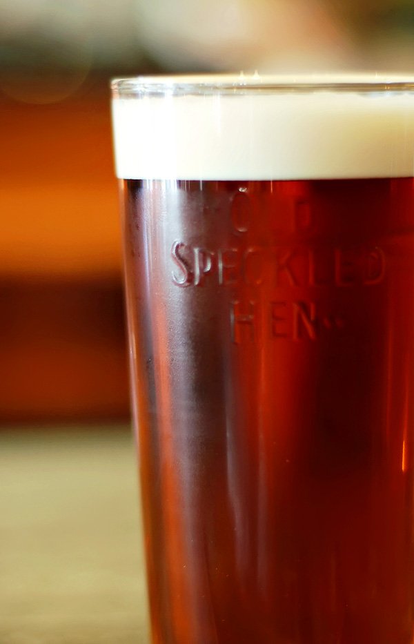 HarrysBarBurger's tweet photo. NO CRAP ON TAP. Celebrate International Beer Day with one of our cold drafts #draftsondraftsondrafts #craftbeer #InternationalBeerDay #CHEERS https://t.co/cnvoQ1Wf8U