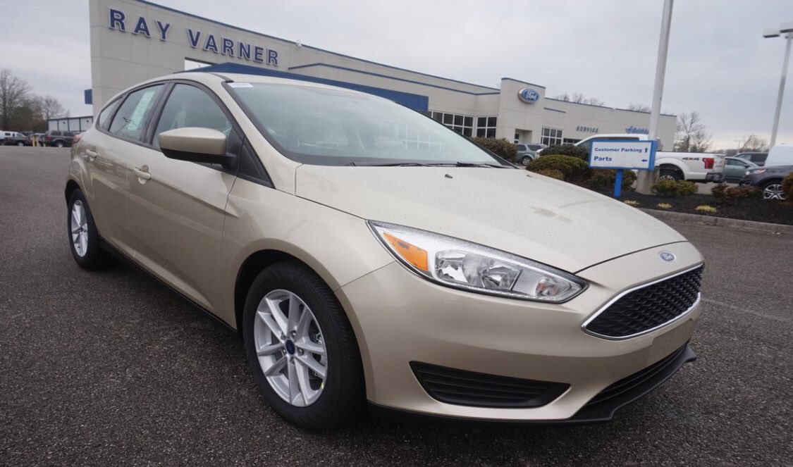 rvarnerford's tweet photo. Deal of The Day!! White Gold Metallic 2018 Ford Focus SE FWD. Find out the e-price online. https://t.co/PEXBSbix0S #knoxville https://t.co/gZ8Uy1gZ5b