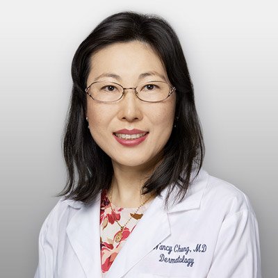 epiphanyfrisco's tweet photo. MEET OUR PROVIDERS FOR OUR SAGINAW OFFICE. #SAGINAWTX #EPIPHANYDERMATOLOGY #DERMATOLOGY #skincancer 
Dr. Chung, Andrea Mclin, PA-C, and Mary Gurney, PA-C. https://t.co/nDzi0bXcwM